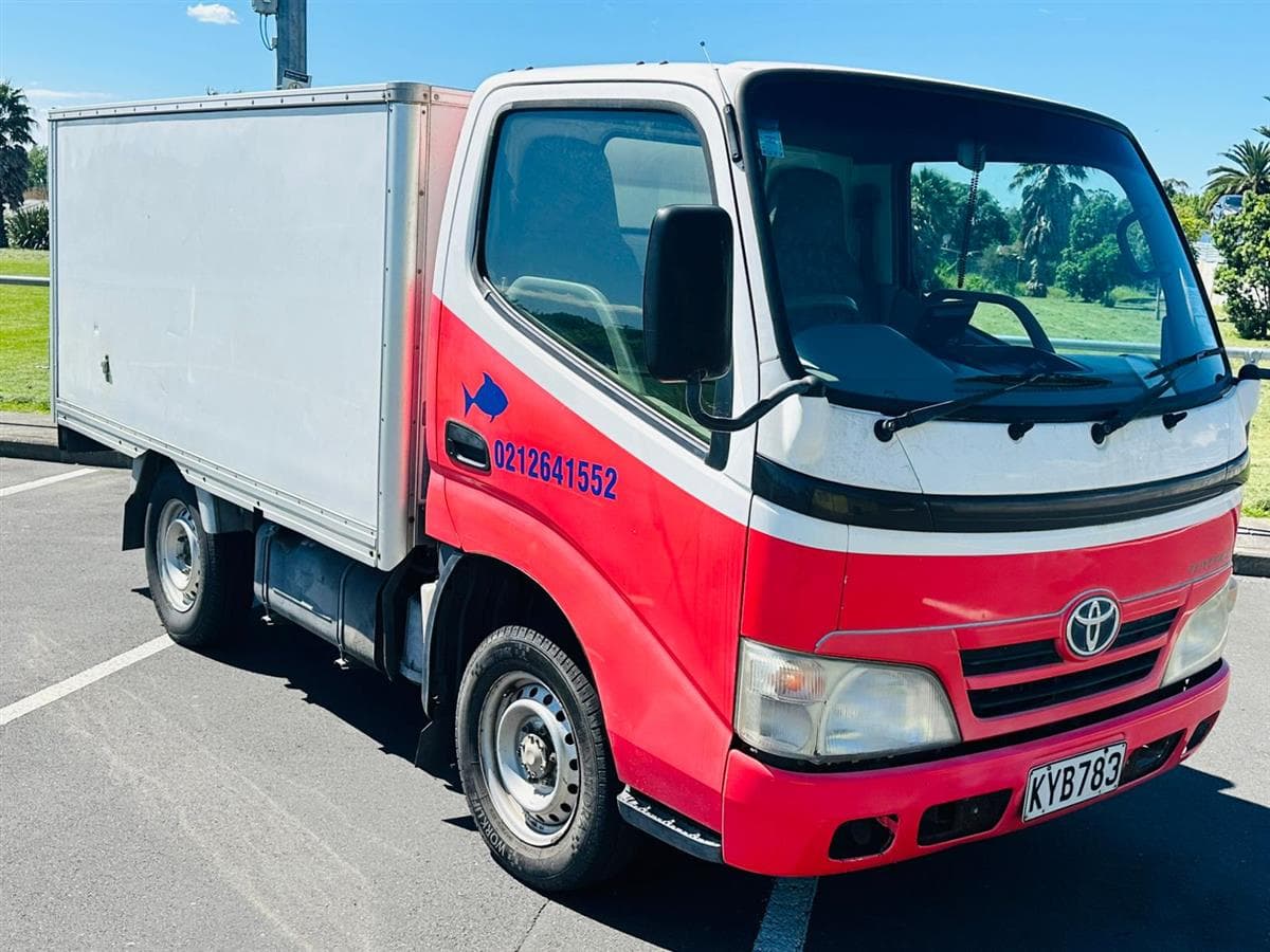 2008 Toyota Toyoace CHILLER VAN | Red & White | 232,033km