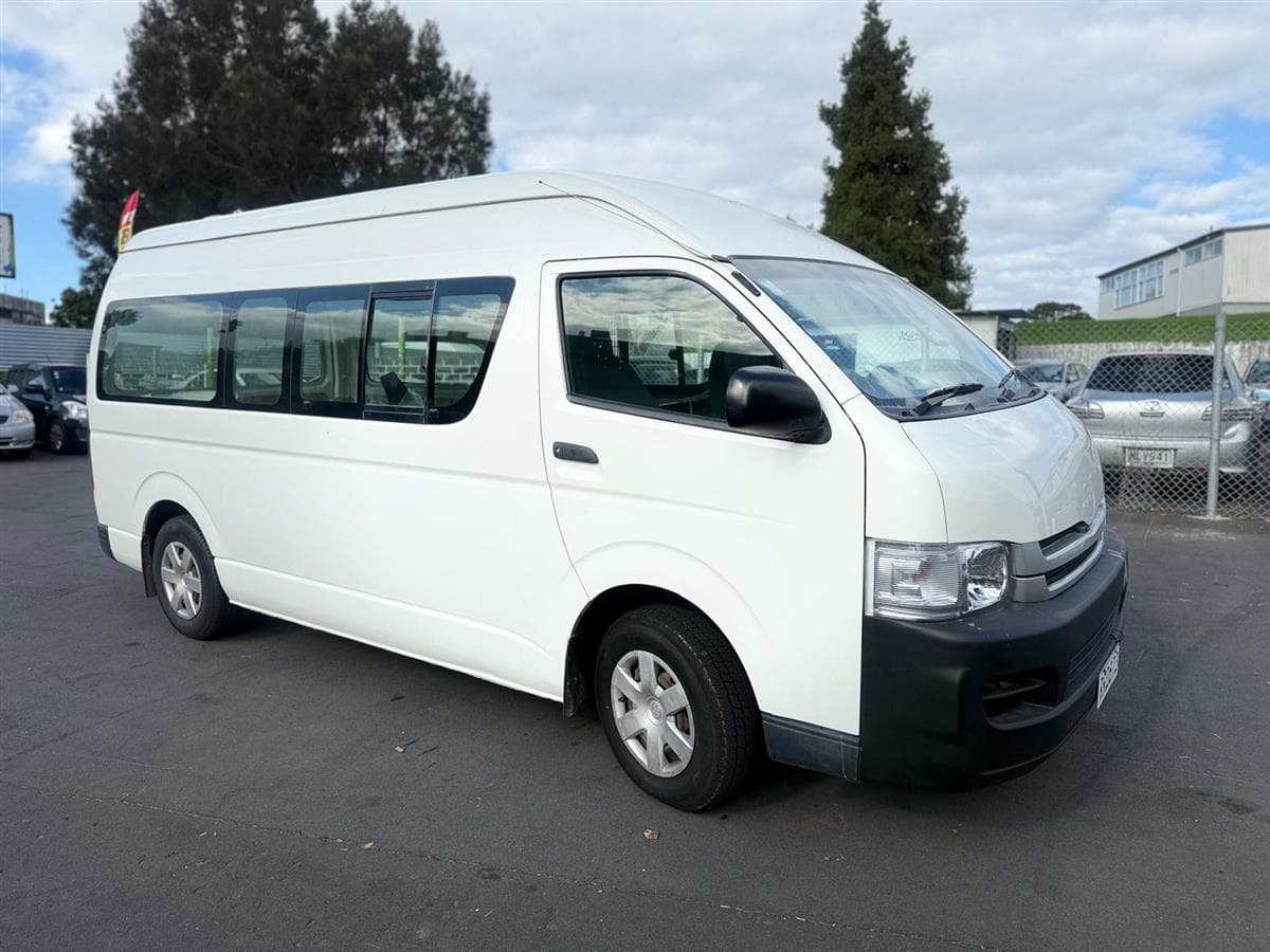 2010 Toyota Hiace